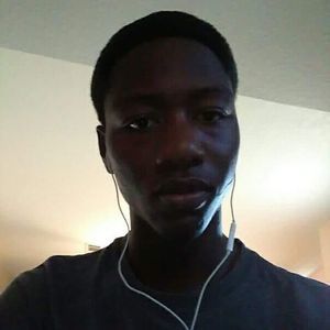 Meet your Posher, Deandre